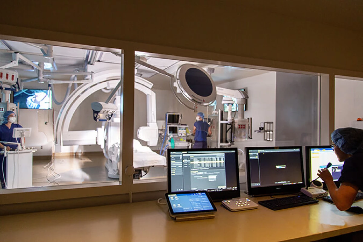 Project image for UW Harborview Medical Center Hybrid Bi-Plane OR