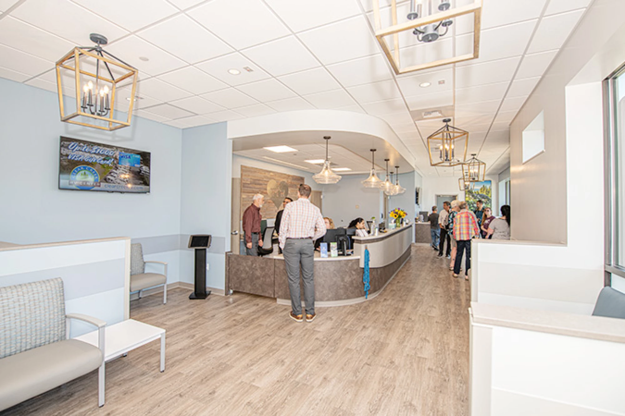 Animal Emergency + Specialty Center