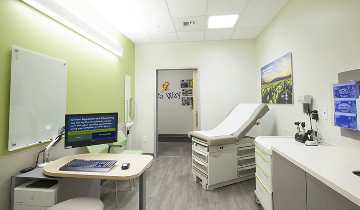 Project image for Clinic at Thomas Lake