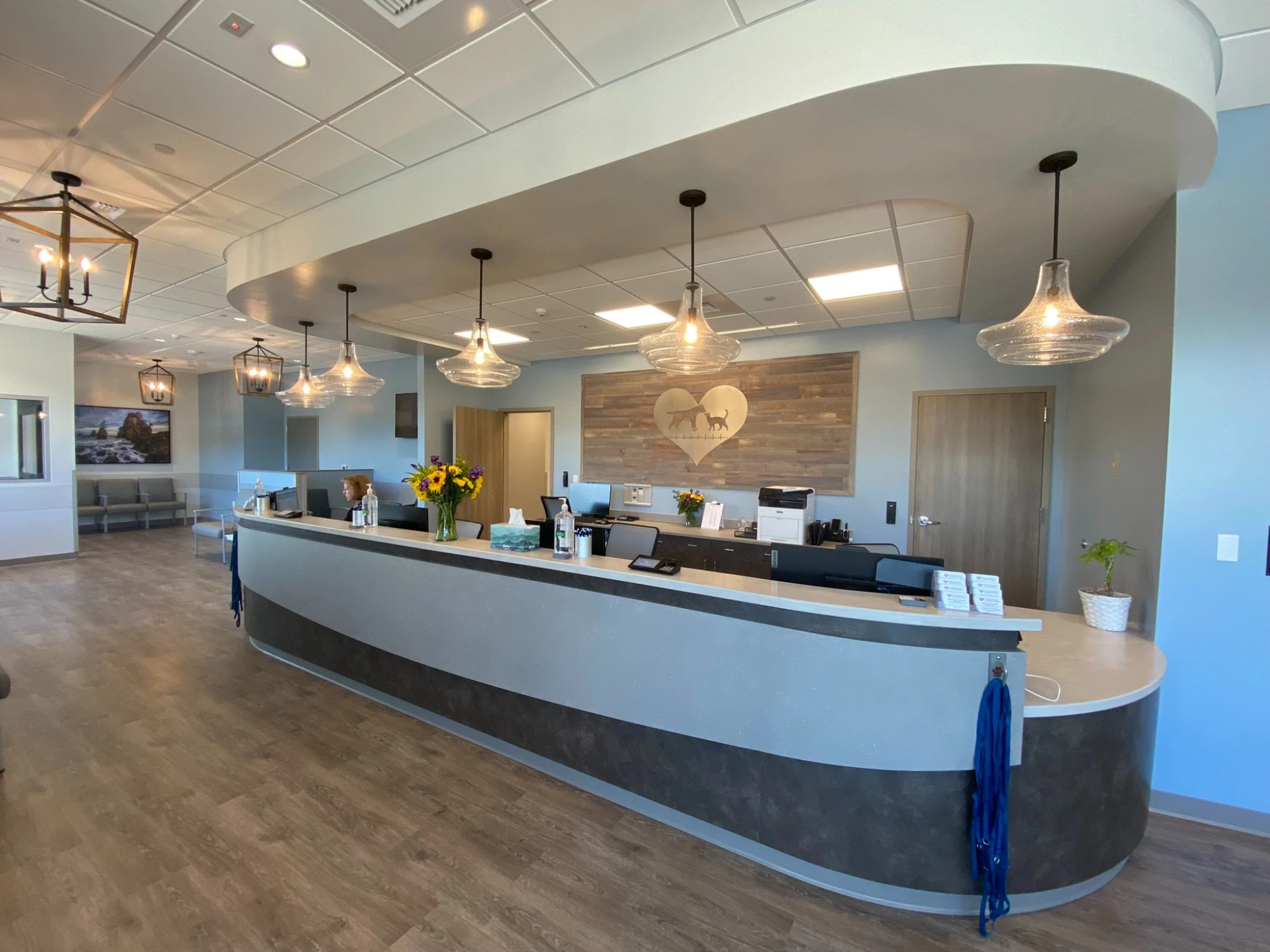 Animal Emergency + Specialty Center