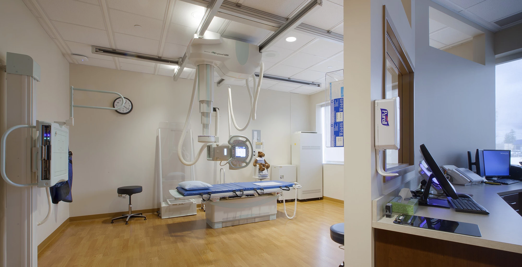 Clinic at Edmonds ASC + Advanced Imaging TI