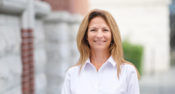 Kelley Osterholtz, Project Administrator, Photo credit Laurie Ascanio, background CB Bell